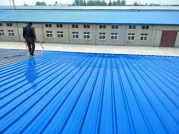 新沂 彩钢瓦喷漆翻新工业厂房、仓库